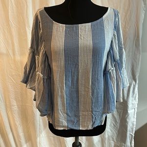 American Eagle blue and white linen shirt with ruffle sleeves